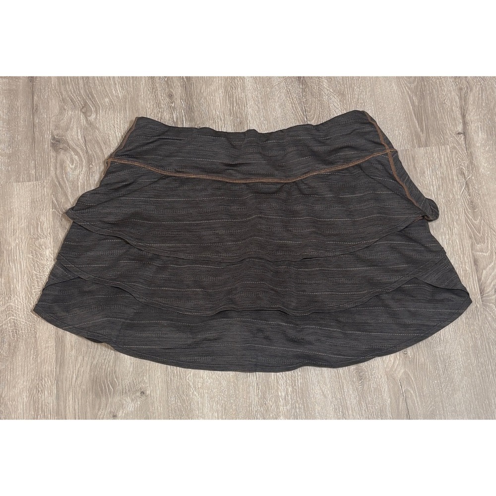 Athleta Tiered Ruffle Skort Gray Brown Stitching Tennis Golf Skirt Sz LT 211061